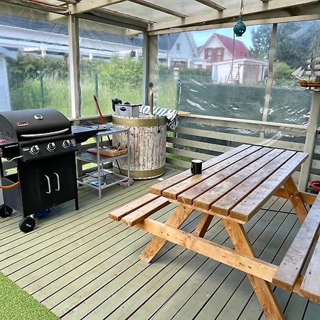 Kapitanskie Domki Trzęsacz Habitación foto